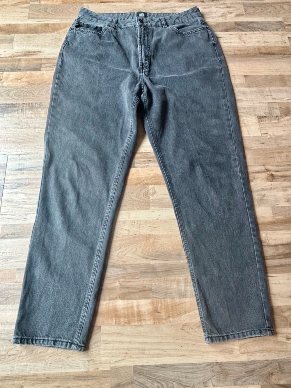 BDG Urban Outfitters Women's Mom High-Rise Jeans Washed Black Retro Grunge 32 - Picture 1 of 12